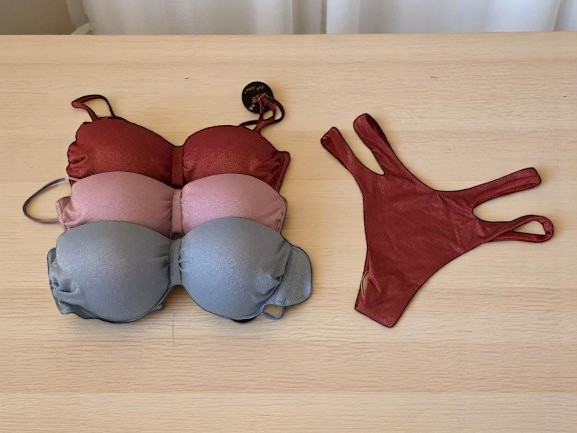 Kopalke Lurex rdeče barve 36 Velikost-trgovinadanija.si